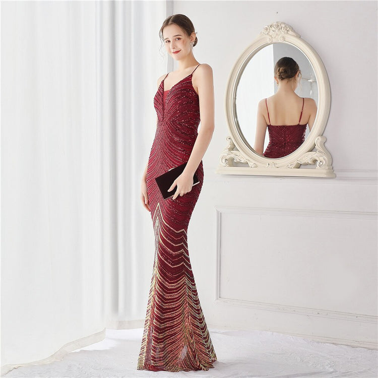 Vestido de Festa Longo Luxo Detalhado em Listras de Paetês Marsala