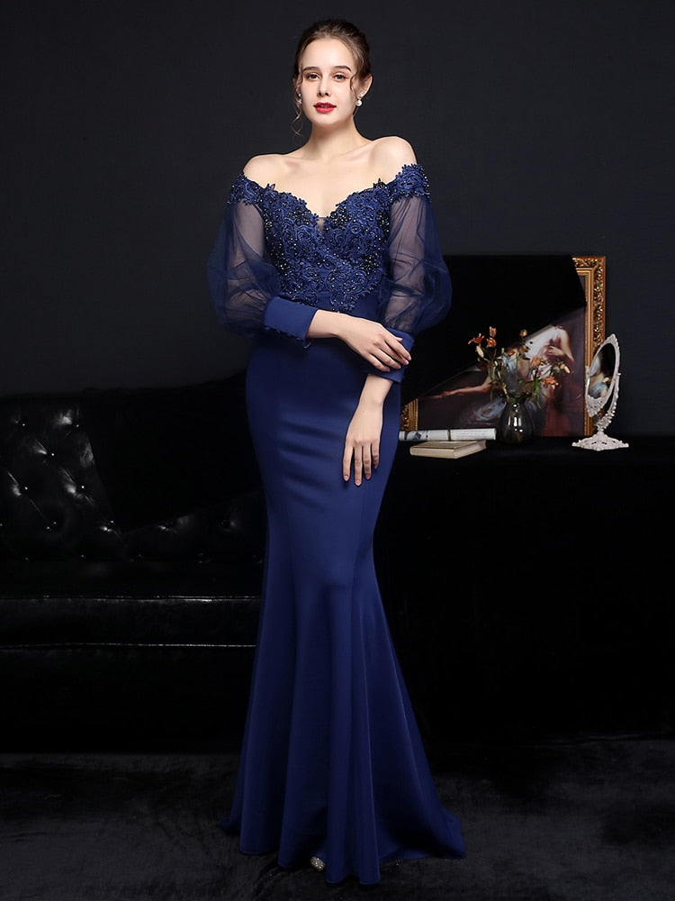 Vestido de Festa Longo Sereia com Manga com Renda e Detalhes Bordados Azul Marinho