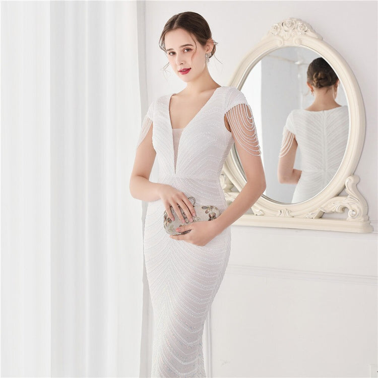 Vestido de Festa Luxo Sereia com Detalhes Paetês Branco