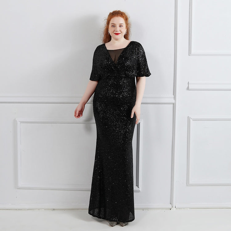 Vestido de Festa Plus Size com Manga Manta Preto