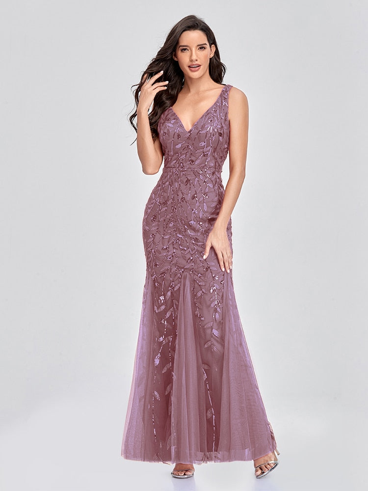 Vestido de Festa Longo Sereia com Detalhes Brilho Bordados Rosa Empoeirado