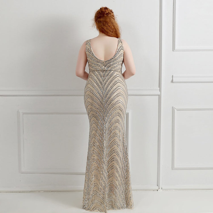 Vestido de Festa Longo em Lanon Detalhado em Paetês Prateado