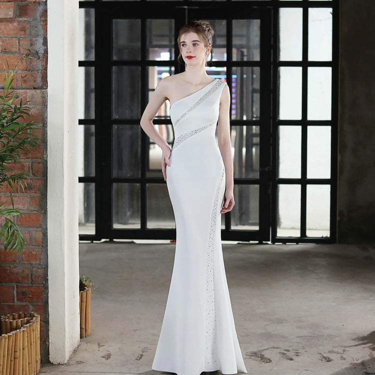 Vestido de Festa Luxo em Cetim com Detalhes em Cristais