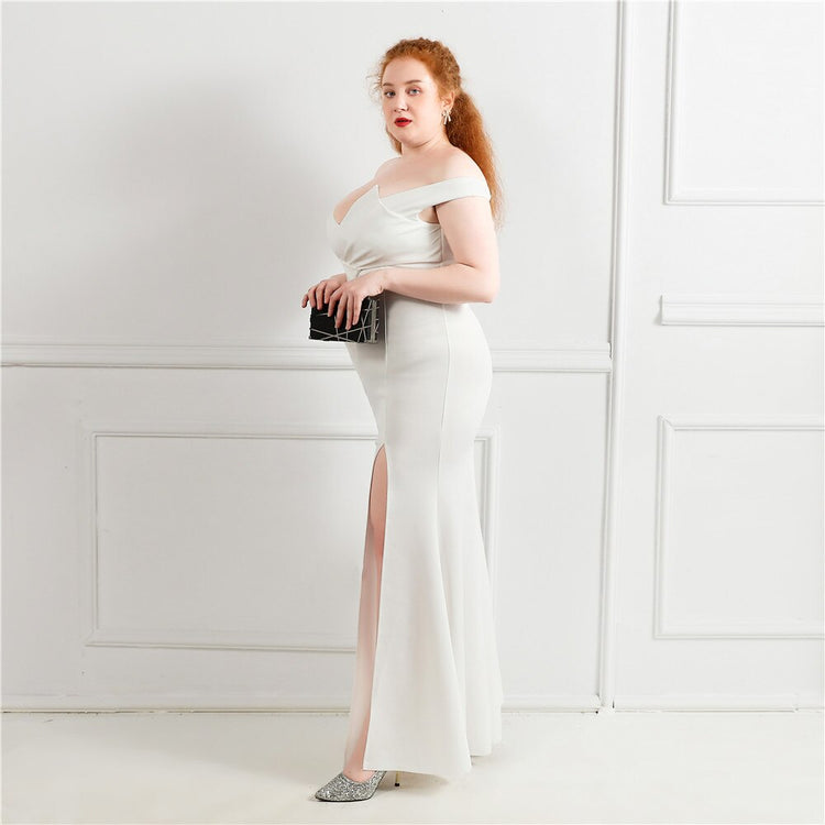 Vestido de Festa Plus Size Luxo com Detalhe em Laço Branco