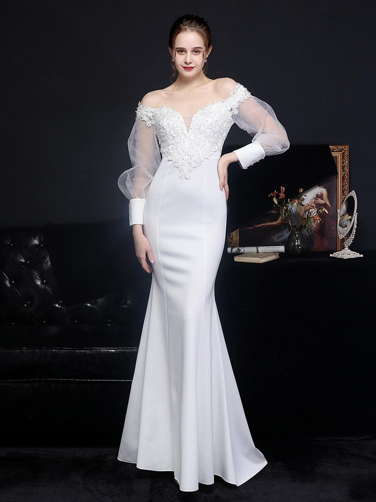 Vestido de Festa Longo Sereia com Manga com Renda e Detalhes Bordados Branco