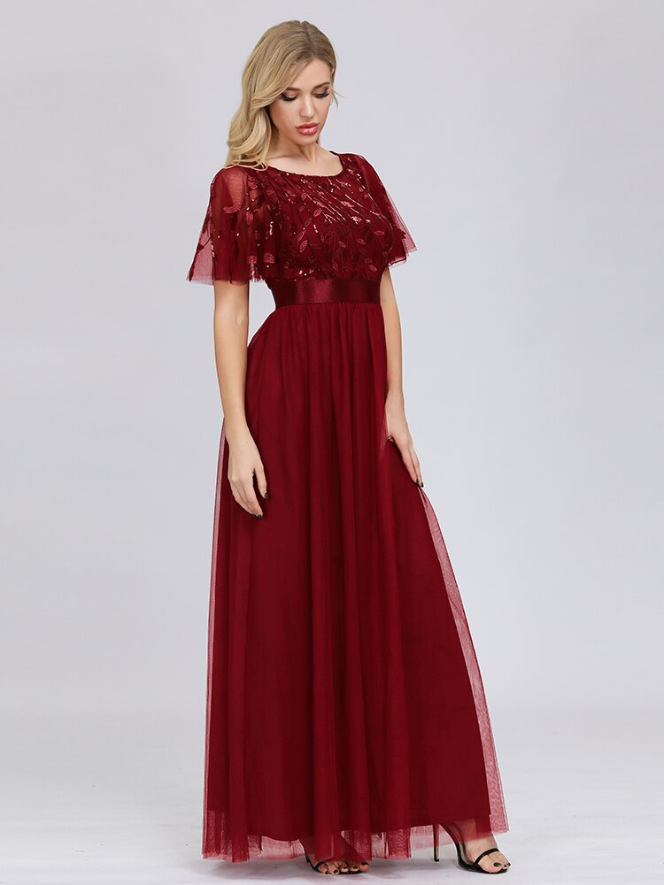 Vestido de Festa Longo com Detalhes Manta Bordada Marsala