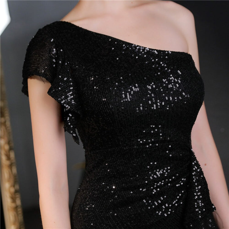 Vestido de Festa Longo Assimétrico com Detalhes Babados Preto