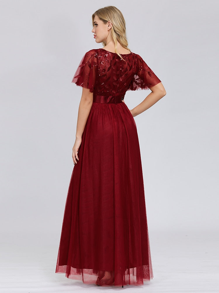 Vestido de Festa Longo com Detalhes Manta Bordada Marsala