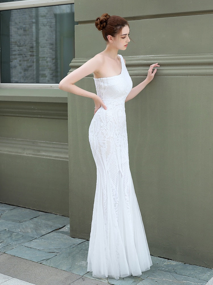 Vestido de Festa Ombro Único em Tule com Bordados Paetês Branco