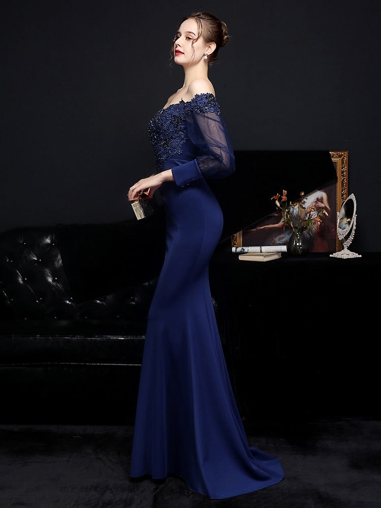 Vestido de Festa Longo Sereia com Manga com Renda e Detalhes Bordados Azul Marinho