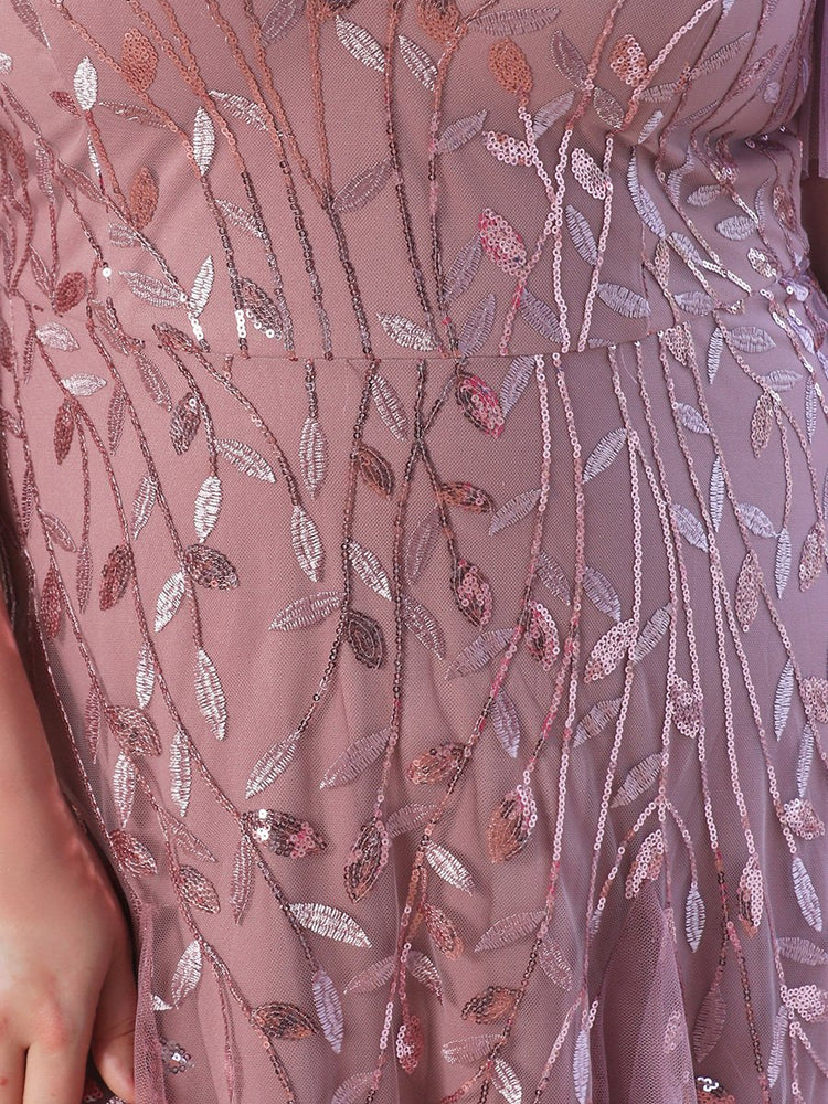 Vestido de Festa Longo com Detalhes em Brilhos Bordados