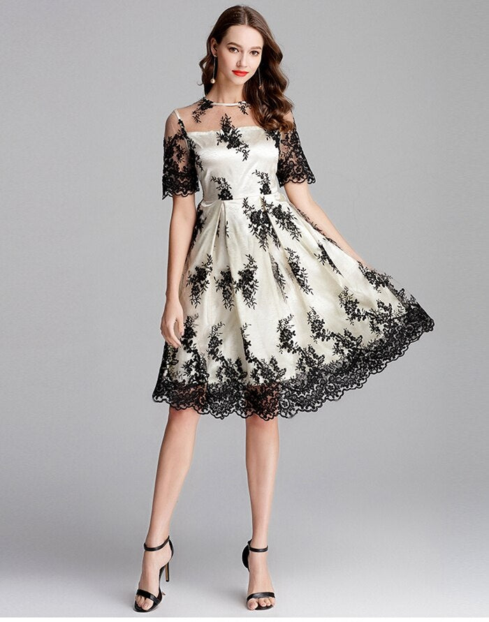 Vestido de Festa Midi Florido Street