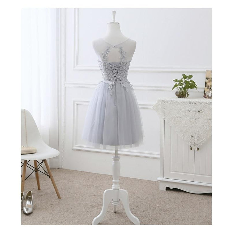 Vestido de Festa em Crepe com Apliques e Amarração Traseira Lavanda