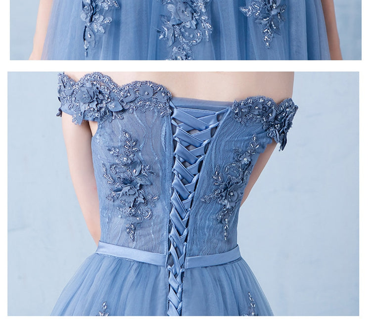 Vestido de Festa Longo Romântico em Tule Decorado com Apliques e Pérolas