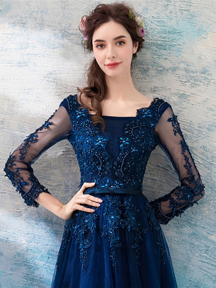 Vestido de Festa Longo em Tule com Pedraria