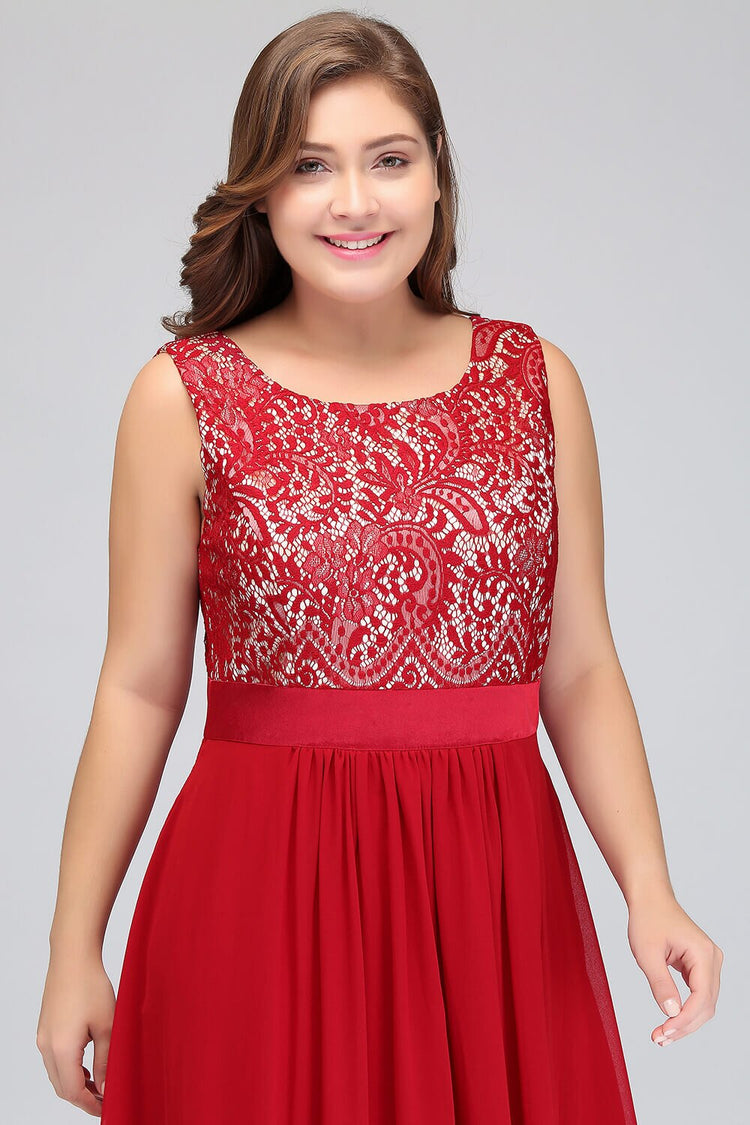Vestido de Festa Longo com Detalhes Bordados e Renda