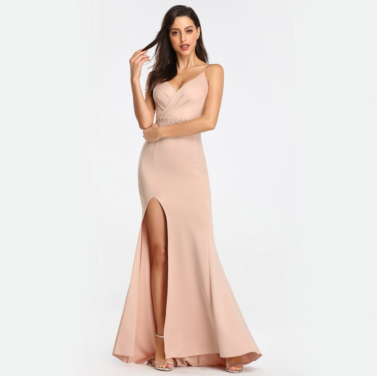 Vestido de Festa Longo com Decoração Brilho na Cintura Champanhe