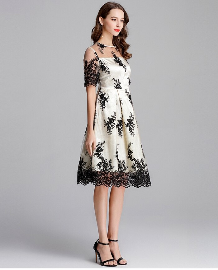 Vestido de Festa Midi Florido Street