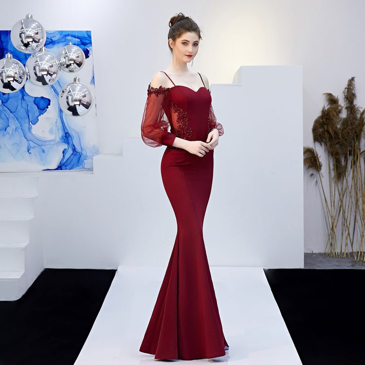 Vestido de Festa Longo Silhueta Sereia com Detalhes de Flores