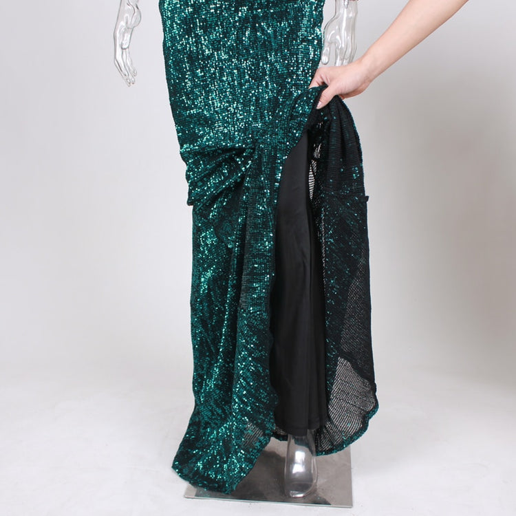 Vestido de Festa com Tecido em Dupla Camada e Brilho Verde