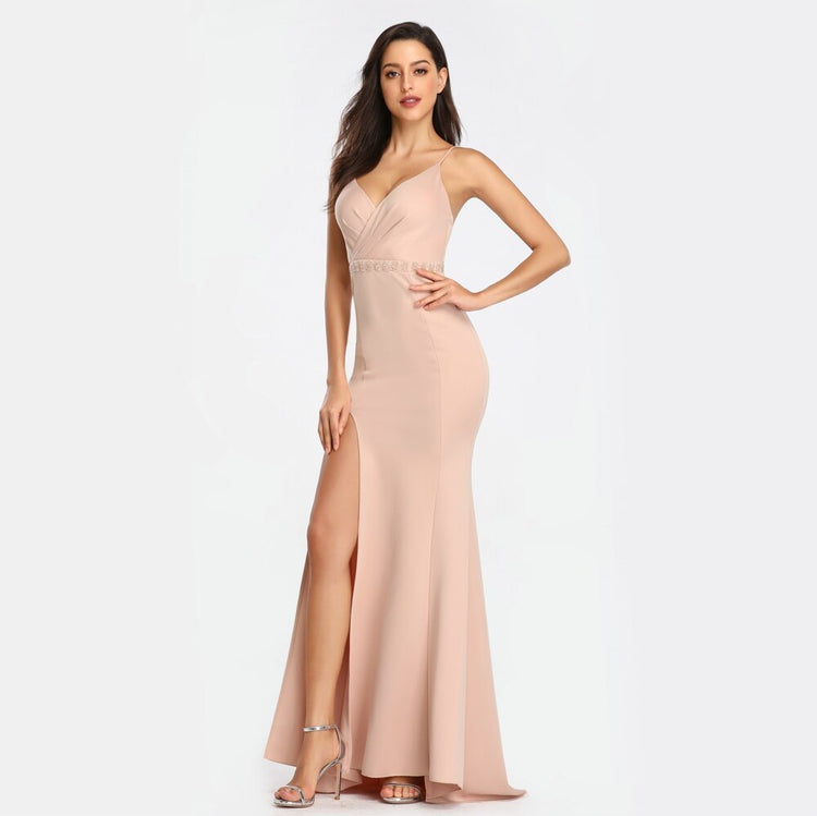 Vestido de Festa Longo com Decoração Brilho na Cintura Champanhe