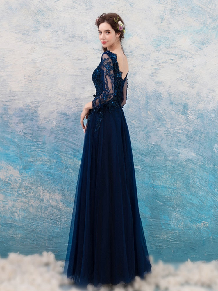 Vestido de Festa Longo em Tule com Pedraria