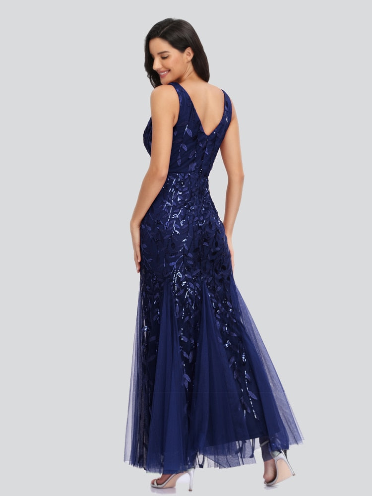 Vestido de Festa Longo Sereia com Detalhes Brilho Bordados Azul Marinho