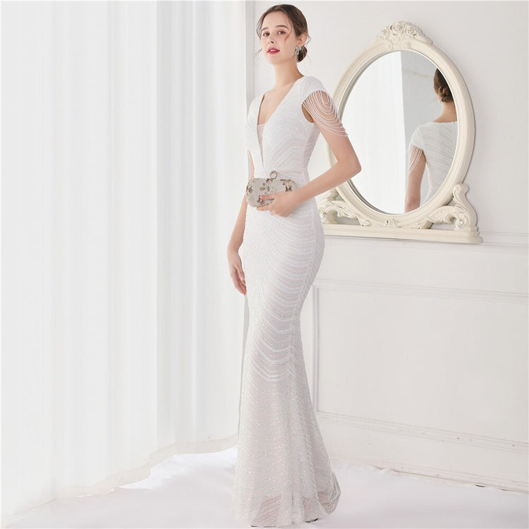 Vestido de Festa Luxo Sereia com Detalhes Paetês Branco