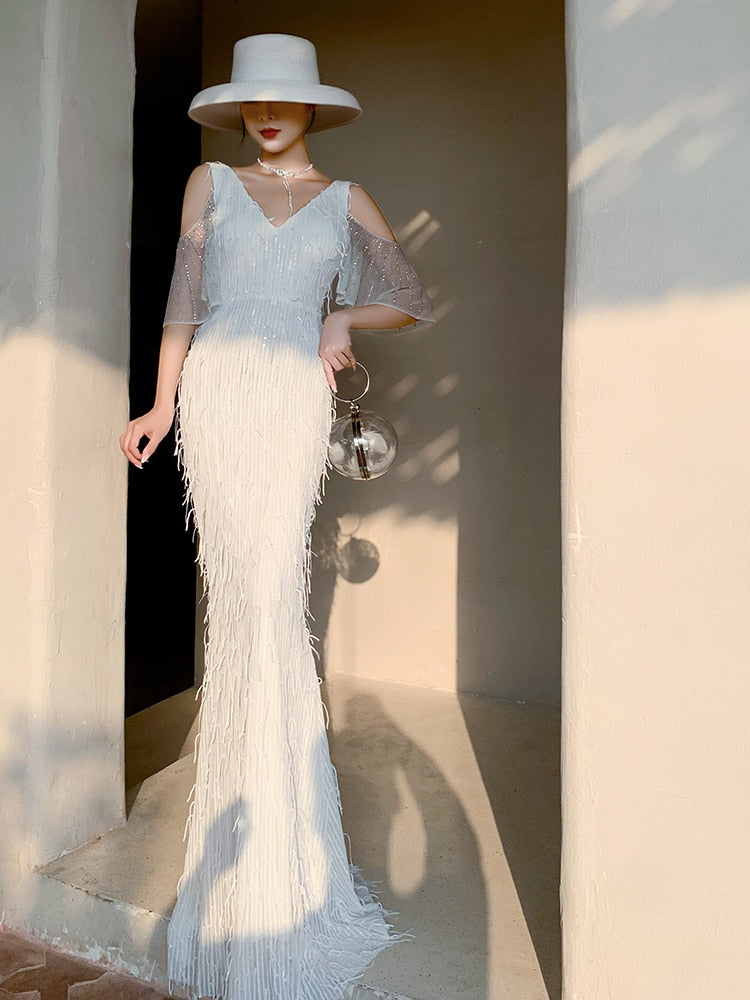 Vestido de Festa Longo Sereia com Detalhes em Brilhos Cristais Branco