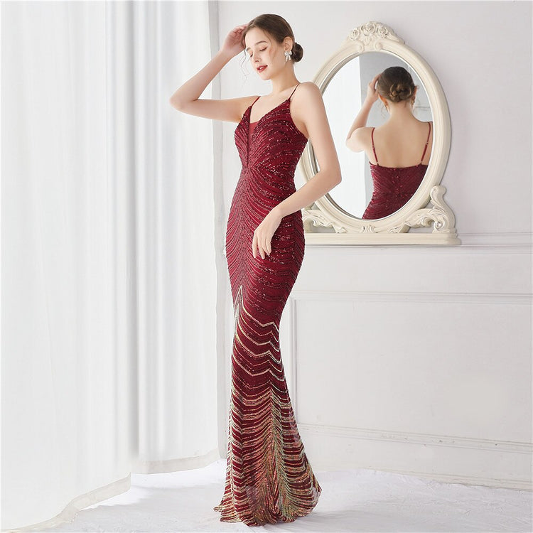 Vestido de Festa Longo Luxo Detalhado em Listras de Paetês Marsala