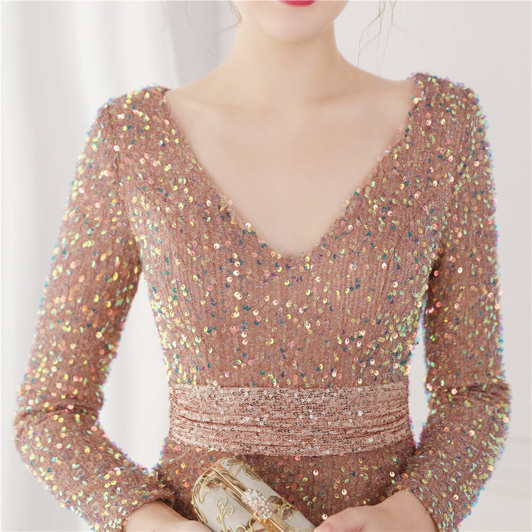 Vestido de Festa Longo Luxo Todo Detalhado em Paetês Dourado