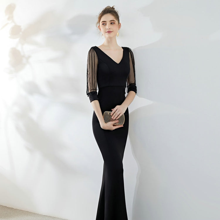 Vestido de Festa Longo Moderno com Manga em Renda Preto