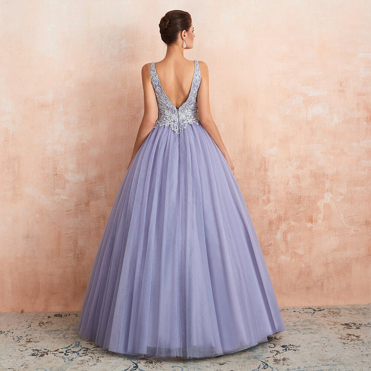 Vestido de Festa Longo Clássico Rodado em Tule Lavanda com Apliques - Modelo Especial