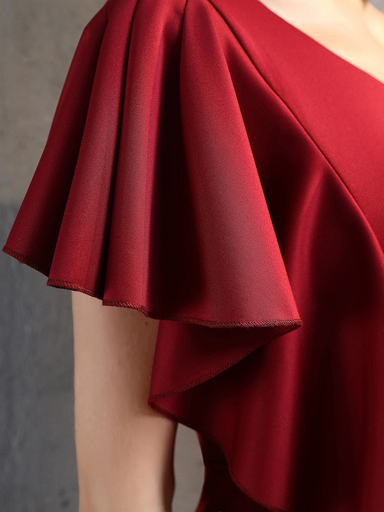 Vestido de Festa Longo com Abertura na Lateral e Decote de Um Ombro Marsala