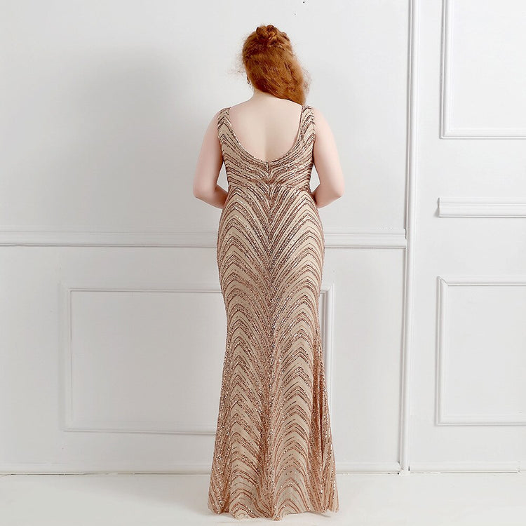 Vestido de Festa Longo em Lanon Detalhado em Paetês Dourado
