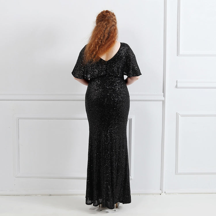 Vestido de Festa Plus Size com Manga Manta Preto