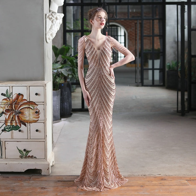 Vestido de Festa Sereia Luxo com Detalhes em Paetês Dourado