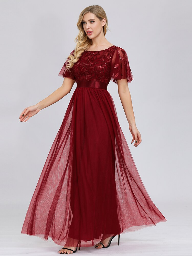 Vestido de Festa Longo com Detalhes Manta Bordada Marsala