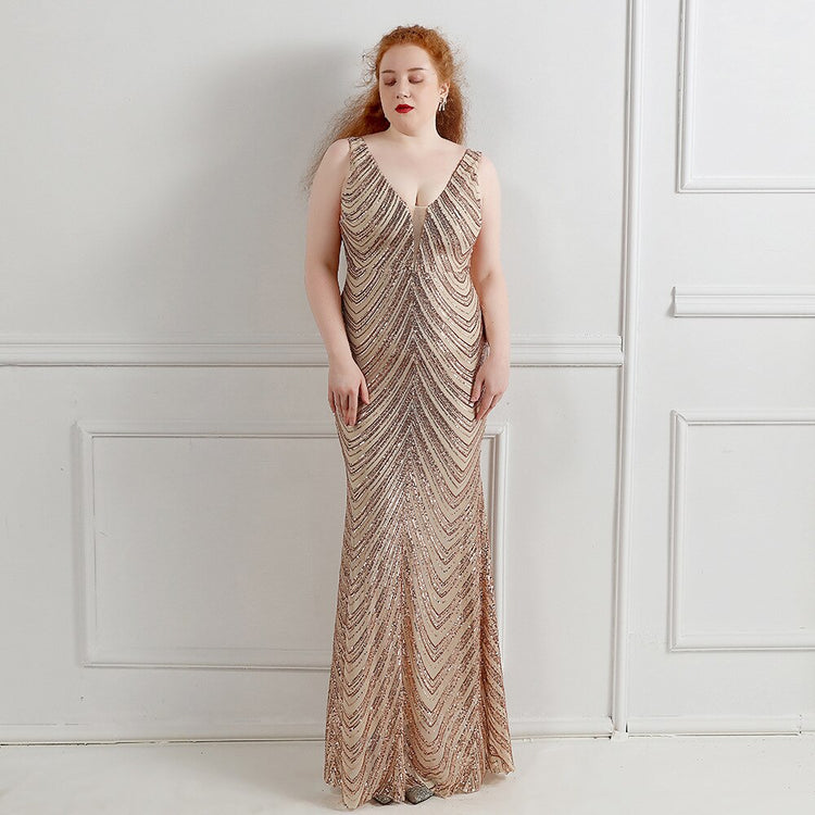 Vestido de Festa Longo em Lanon Detalhado em Paetês Dourado