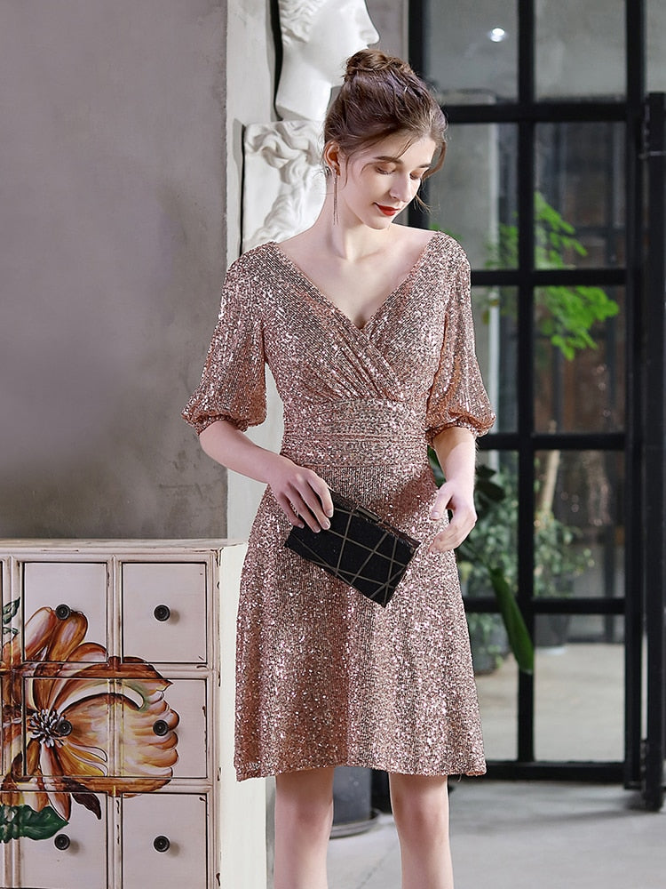Vestido de Festa Brilho Leve Dourado