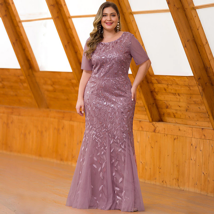 Vestido de Festa Elegante Rosa Empoeirado com Apliques Folhagem