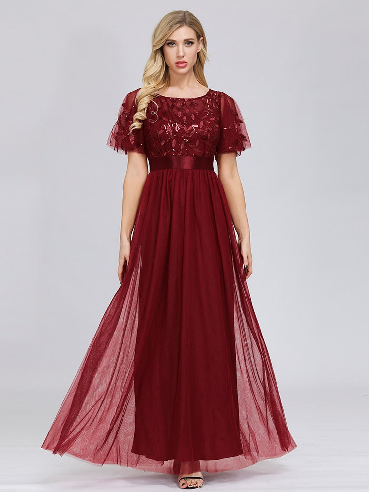 Vestido de Festa Longo com Detalhes Manta Bordada Marsala
