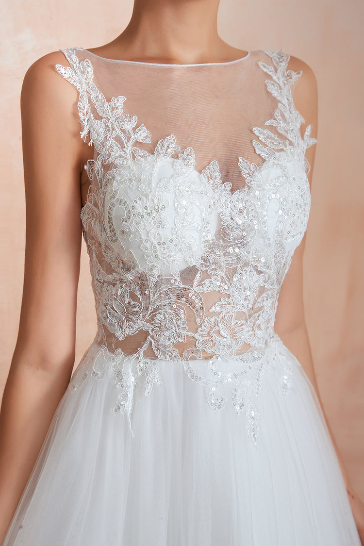 Vestido de Noiva com Saia em Tule e Parte Superior com Transparência e Apliques