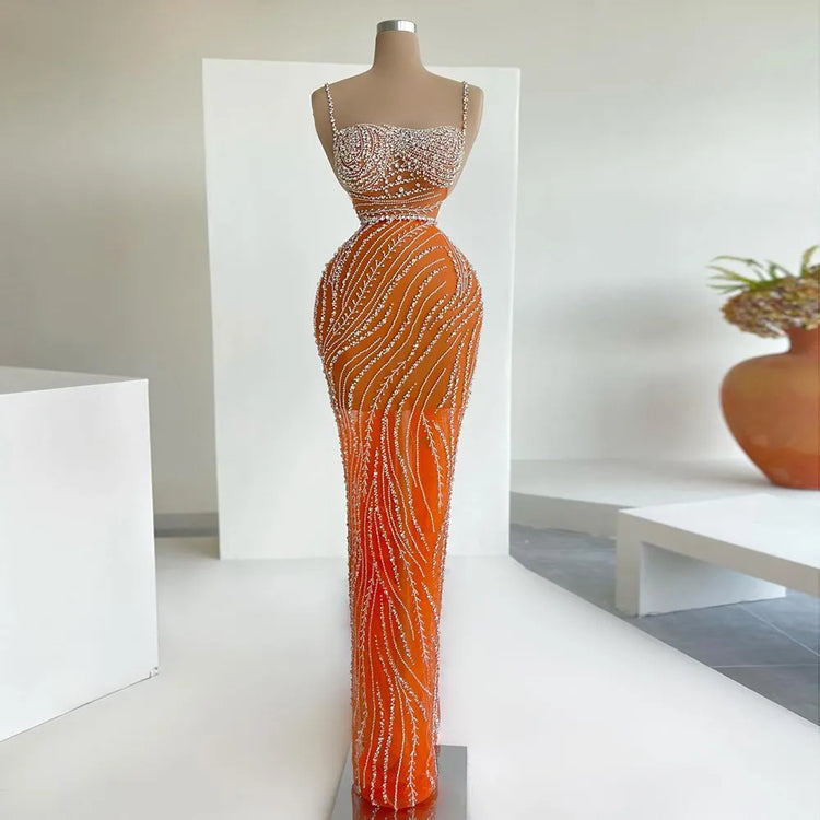 Vestido de Festa Adornado em Cristais com Alça - Modelo Especial