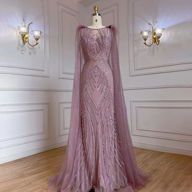 Vestido de Festa Luxo todo Decorado em Cristais com Manta - Modelo Especial