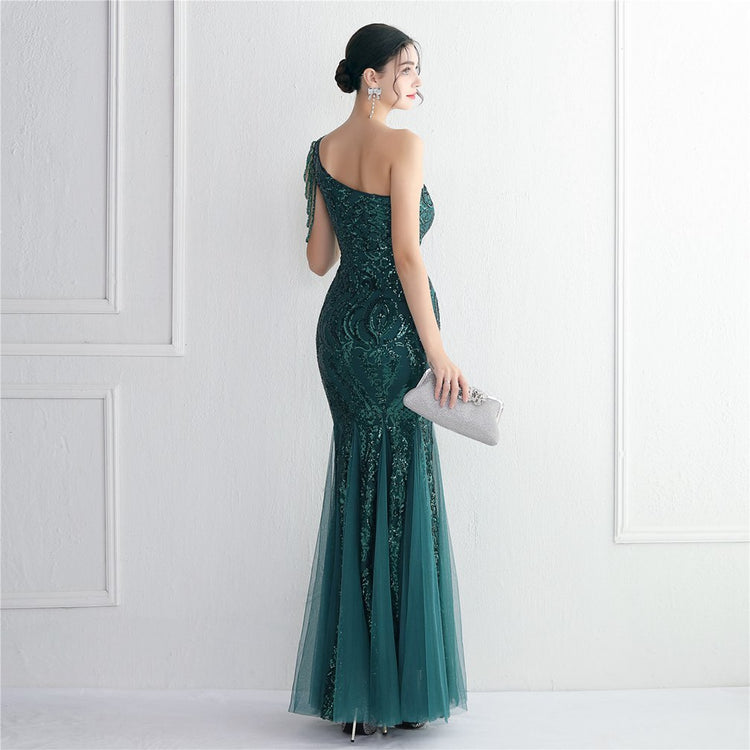 Vestido de Festa Sereia Ombro Único com Detalhes Brilho Verde
