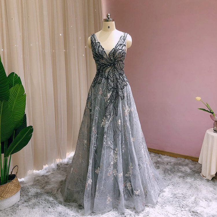Vestido de Festa Cristal Luxo com Decote em V Prateado - Modelo Especial
