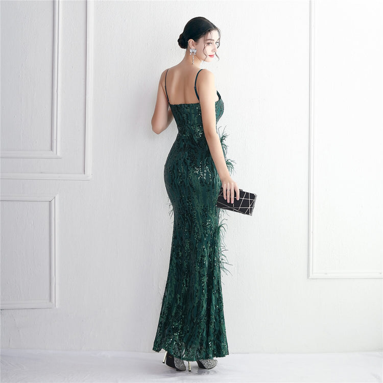 Vestido de Festa Longo Luxo com Detalhes em Plumas Verde