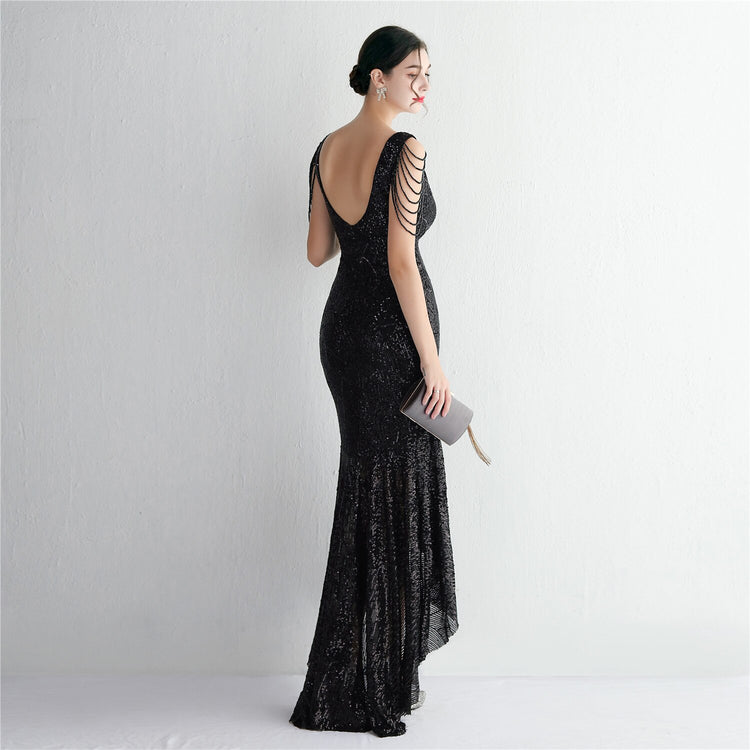 Vestido de Festa Longo Decorado com Paetês e Babado