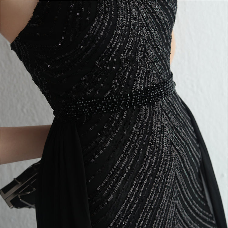 Vestido de Festa Luxo Sereia com Capa Preto